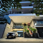 Tòa Văn phòng Mặt phố Nghi Tàm Tây Hồ DT 154 m2 x8 tầng MT 8m giá thương lượng