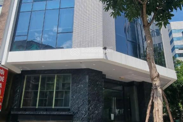 Bán nhà mặt phố Nguyễn Công Hoan LH 0889127186.